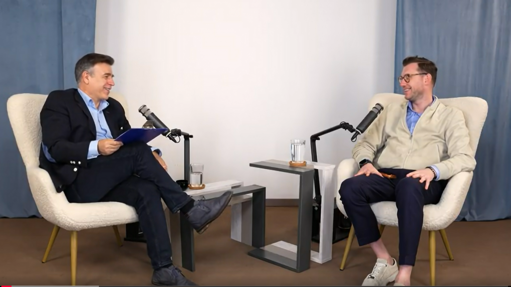 Copiii ne învață să devenim părinți: Alexandru Holicov în dialog cu Felix Tătaru